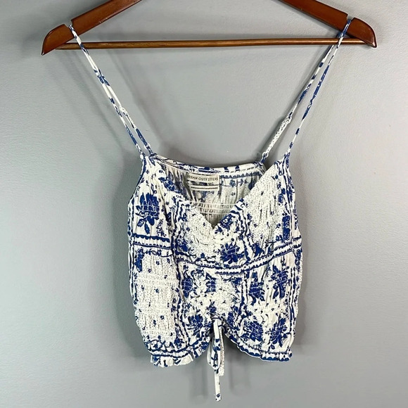URBAN OUTFITTERS NWT Blue Floral Motif Cami Crop Top Smock Drawstring Tied M - Picture 12 of 12